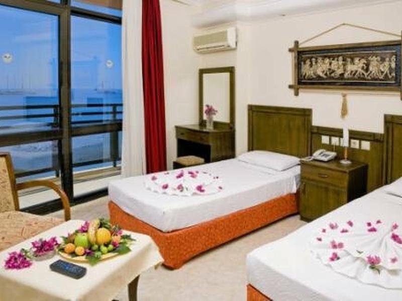 553CD0DC07864BEB1A19F2852401B3A8