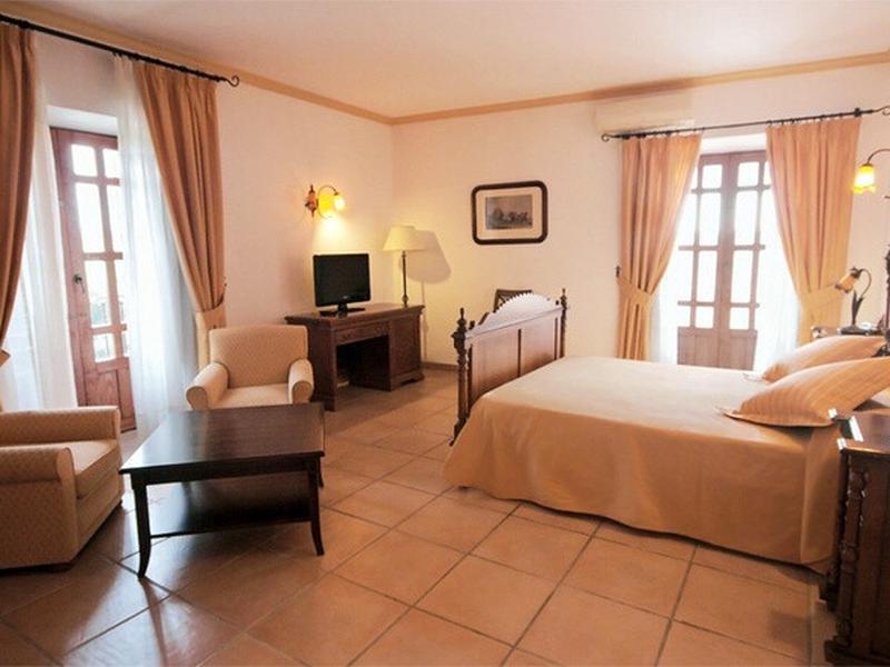 36EE5AA591B8A71E620AF7CB5BD58CE5