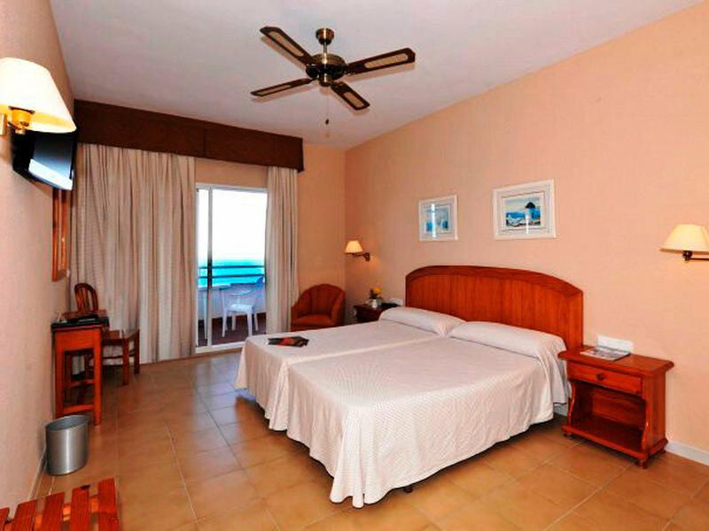 E476F790530DFBFB5E98AD9345EE536B