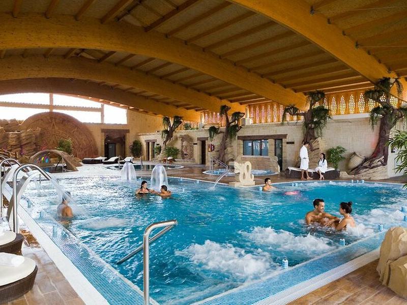 3C415915F230E357F68073E7666AFEBF