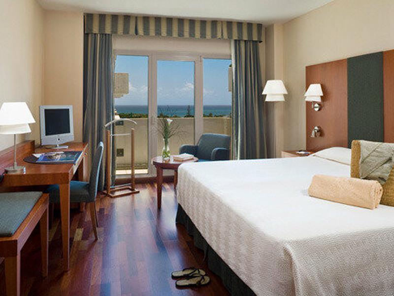 0A5AF13D8536D0949B6AE085AEC03044