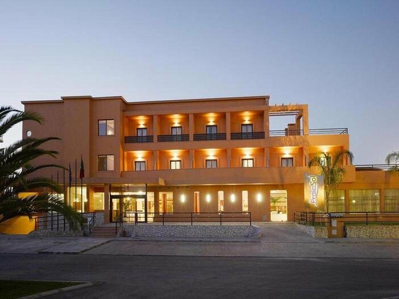 CE5C2F1AE253C45FDC76A1C25426995D