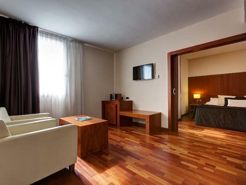 1BE9794CC8364B608D3BF228F854BEC9