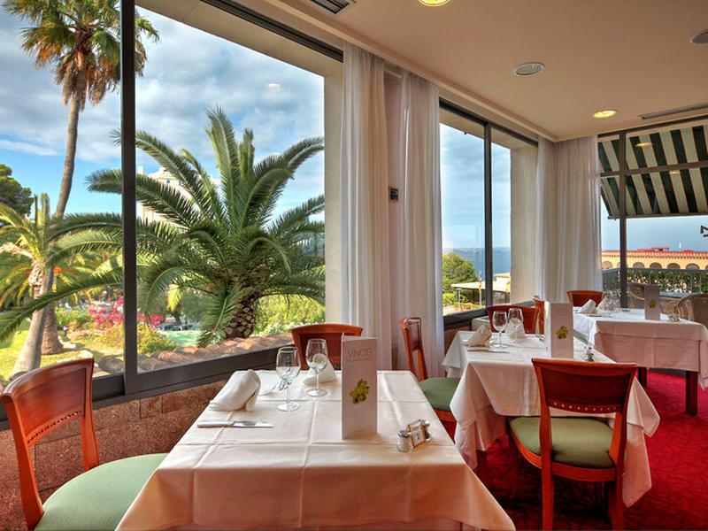 8FE925656FB47DEE13DC8C894BD7E8D3