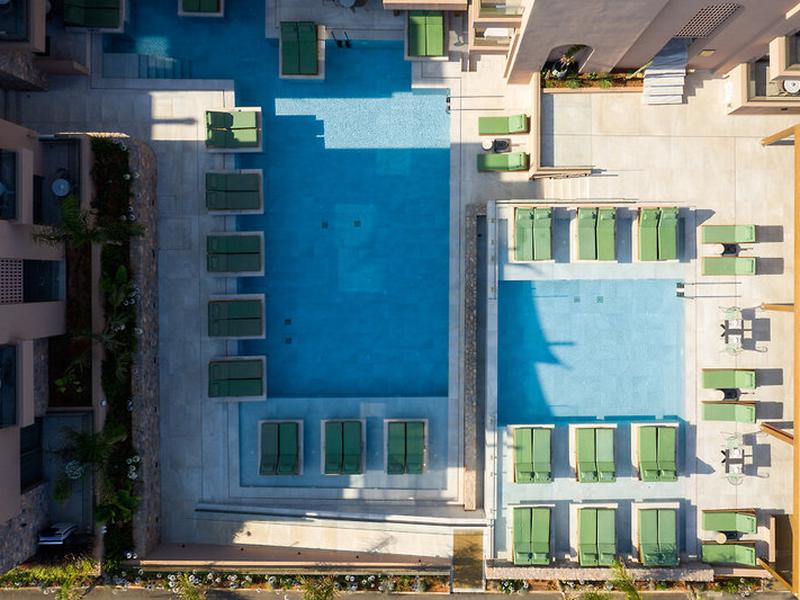 AE7B908D253FF04FA47F246DA452103E