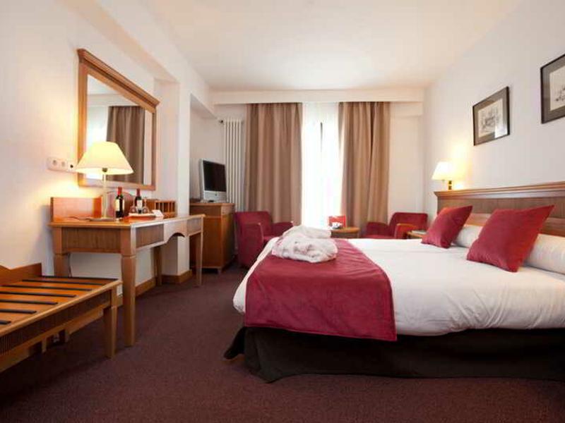 2F9532D8AA19D5B9366F91858326289F