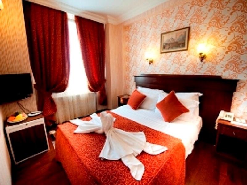 AE475FBCDD5E90A7E64A209C516342B4