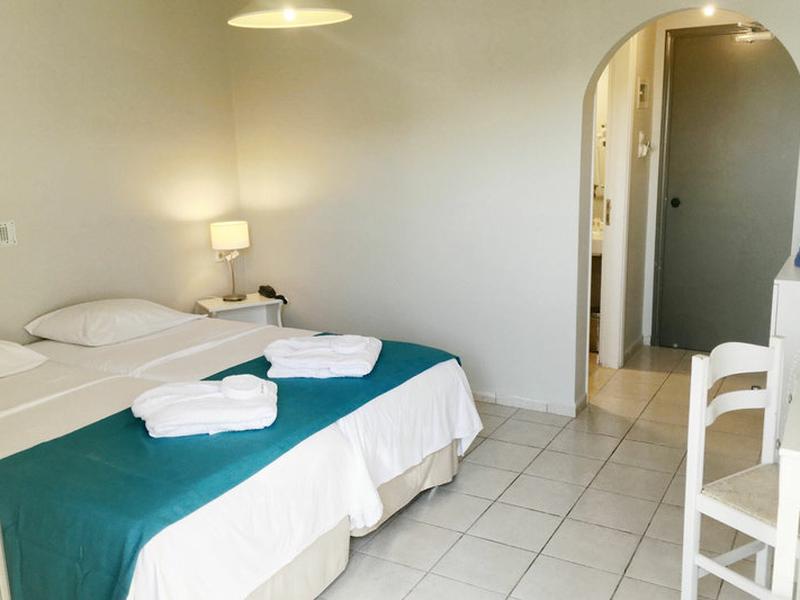 DC5FF3D66C19024CFF266878235133C2