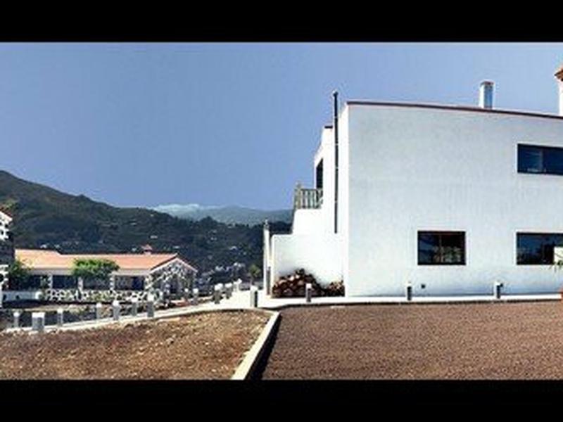 23FA59D48741C1C006B58641C6EBEC30