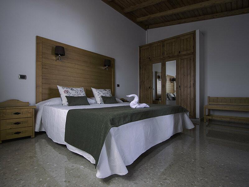 9B8A3B886F4644A586E67A565E6E5E4C