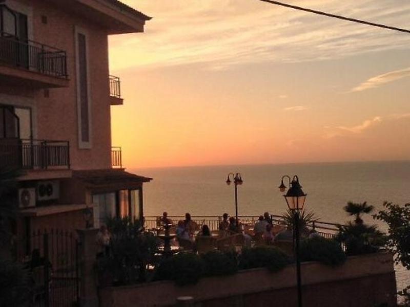 9E001032B3729B43A55976E78DD788A4