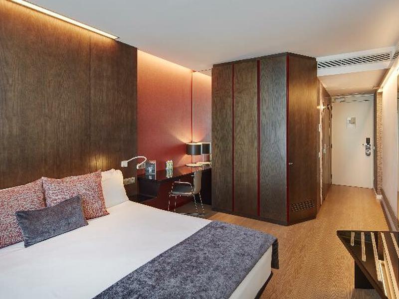 4CC9F3101BD53F48D9C9DAD29FC48096