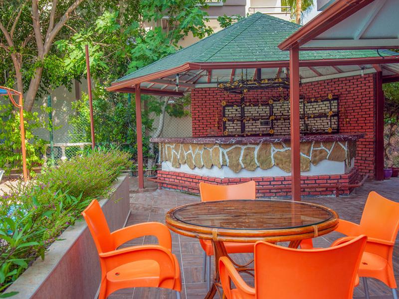 B4E7E0521B5A2BAA3F3E6D0AF5254026