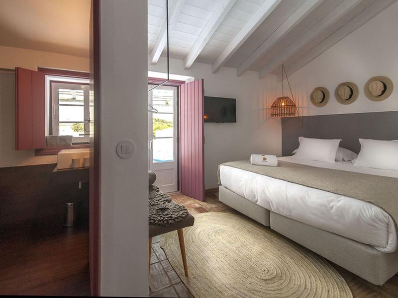 B5F2B1ABB88A8100AD585138C09EE944