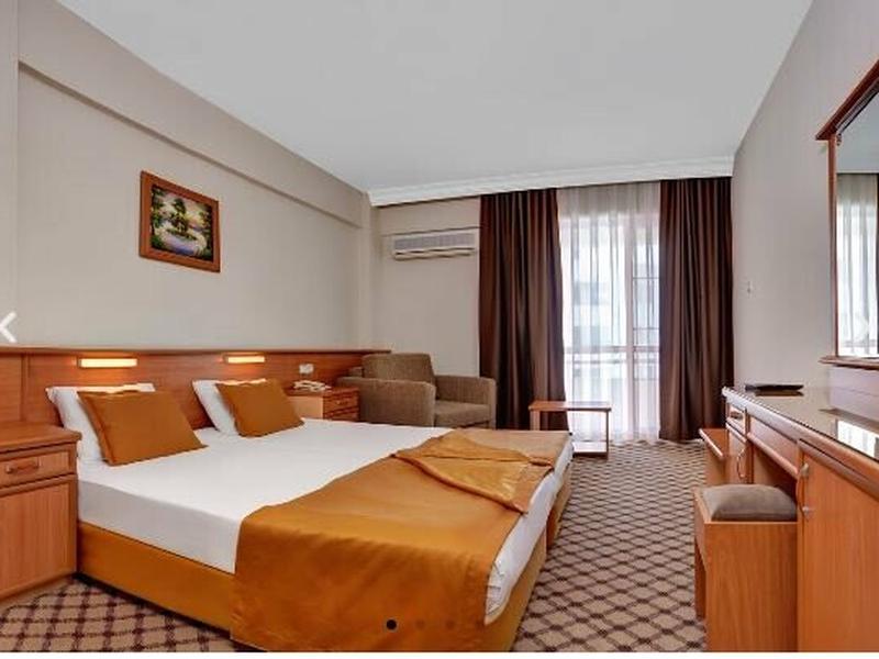 B34EF50DCF320259207F1E042D2DEEAE