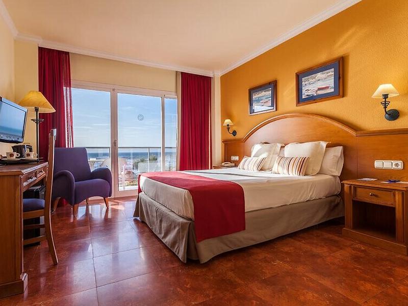 2FDC215E49F75806A302917FDE45F484