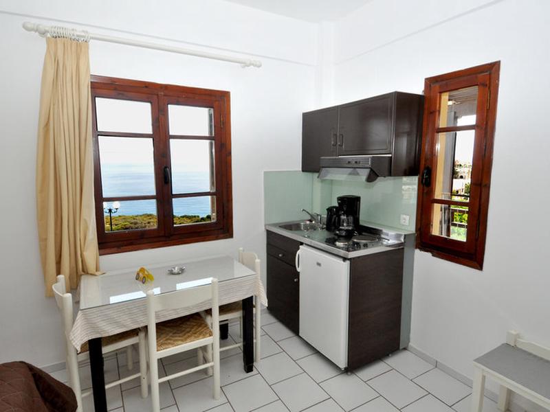 9C138E5EEA2E5DA0EF423C15D73B48AF