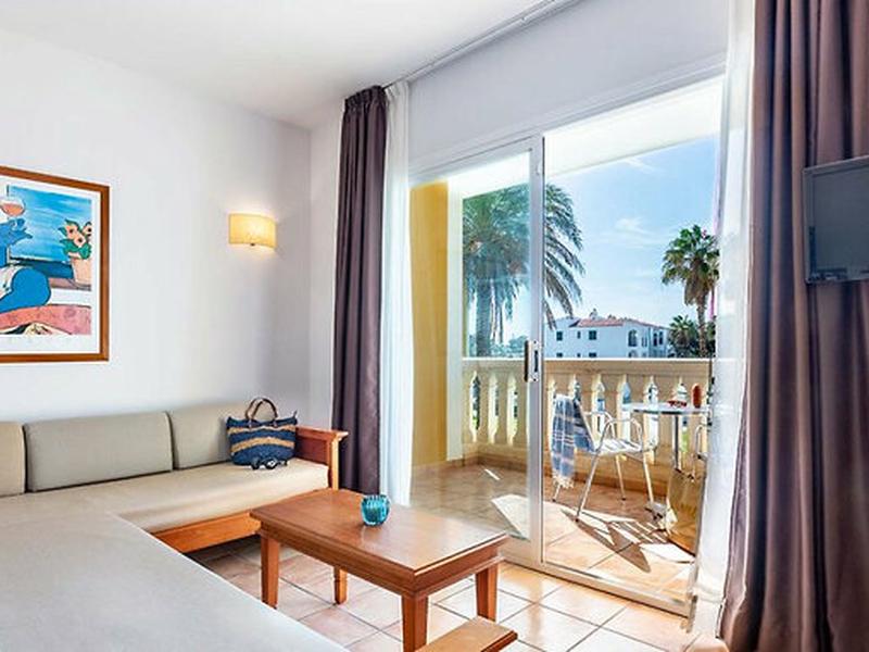 D583DF4C6F6DE06E8B8175F8D42550B8