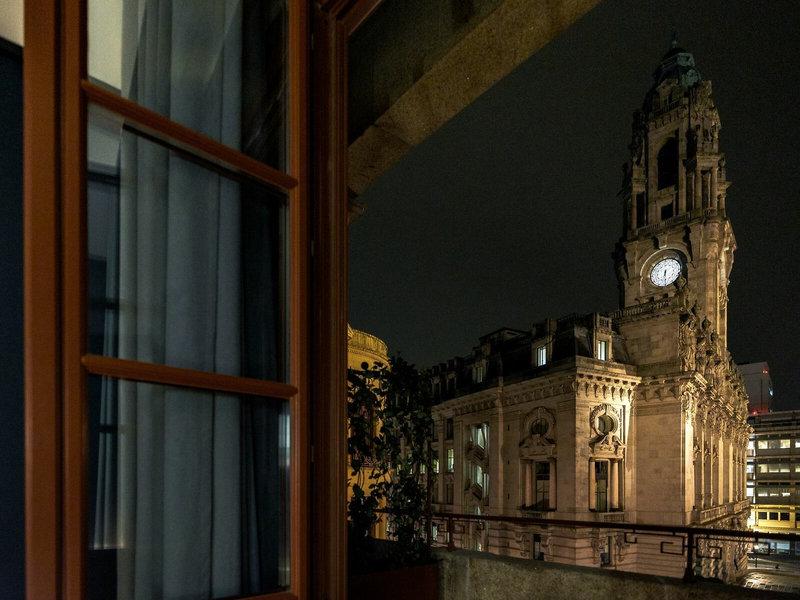 CD92B7F657429B10EC3F922F2EE83EA9