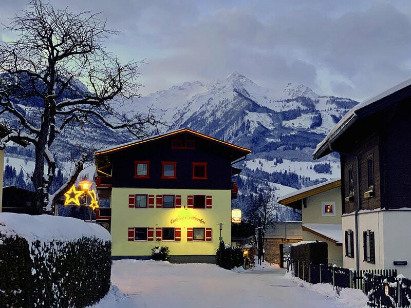 97D10604C764B897FC3533209F6BDA8A