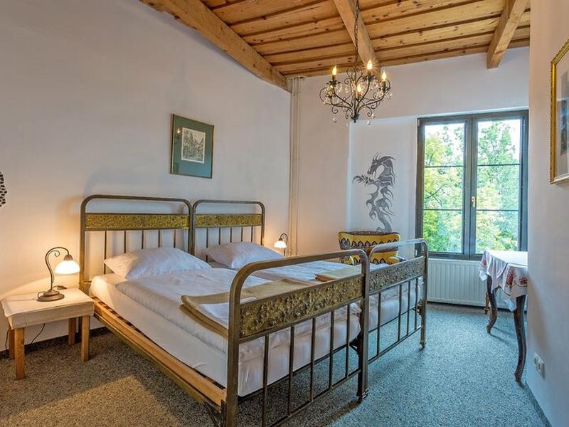 EB46A5C767035870274A581935B8D871