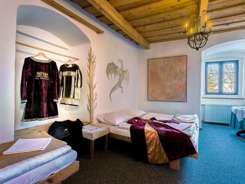 9209E0A90BB8E89E242AE163654C03D3