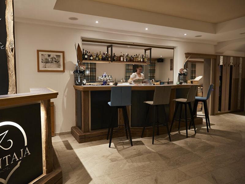 D9CFADEAB35CF90CE58A05D5F329845D