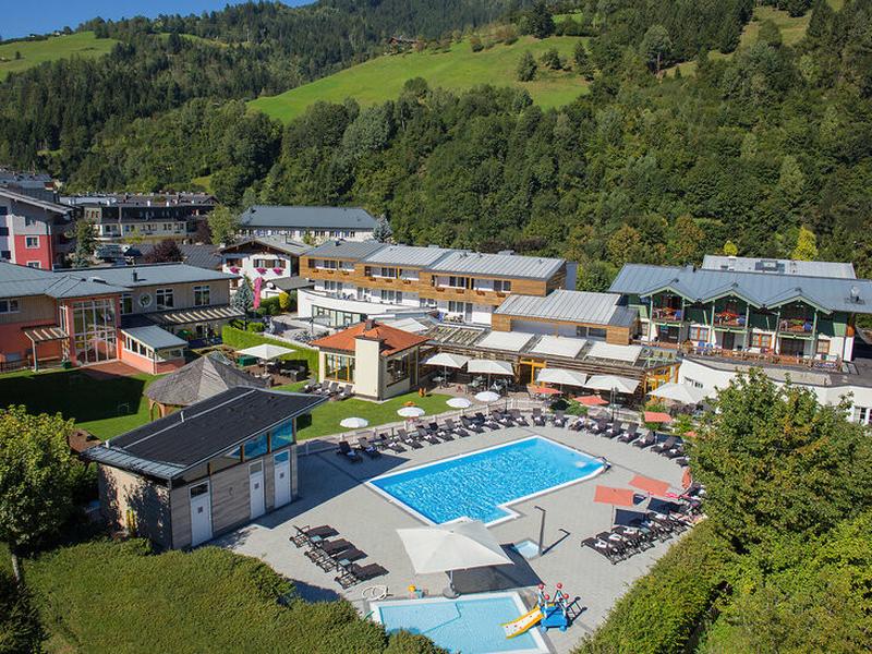 3116C3C8CD09B8461BC518D9CB1D8768