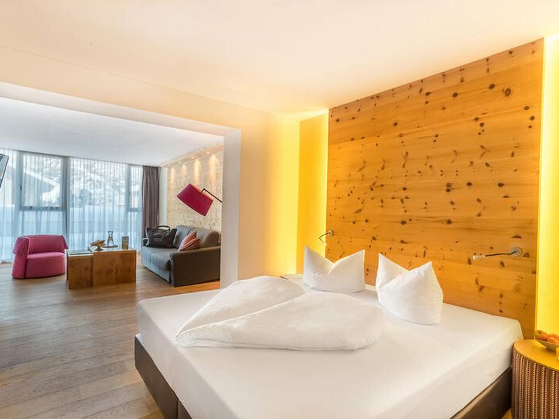 AEA0AB7975BC264ED8A69EB5B72D6A67