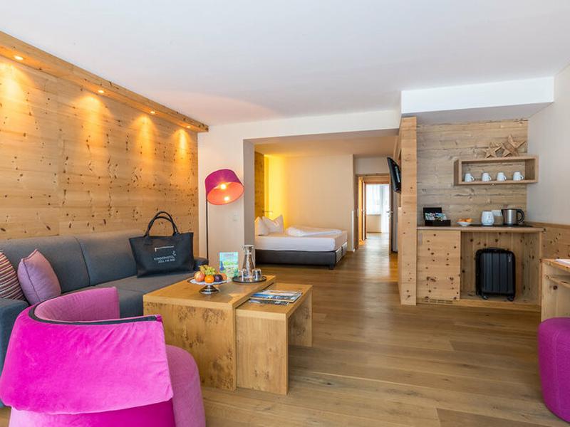 EA973684A76C3A8788B0298A7BA352D6