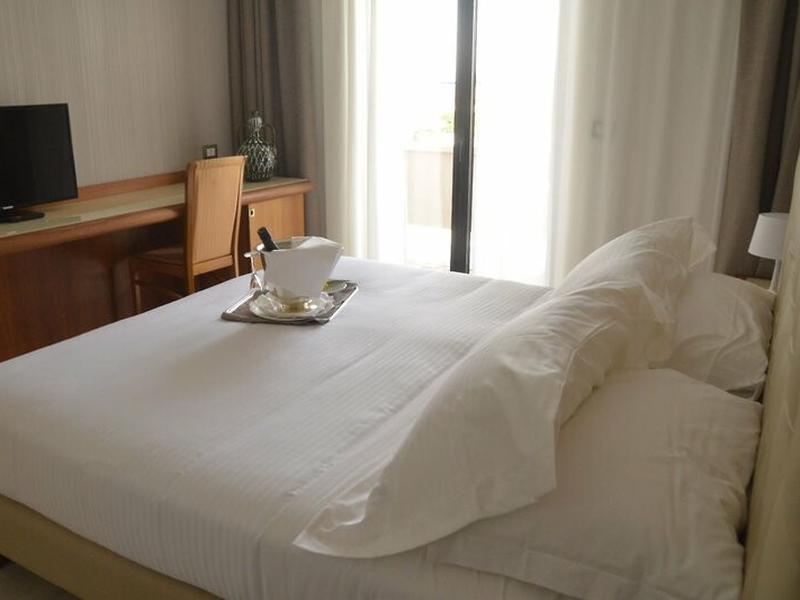 EB90502AD315B5141529B368D1A5E516