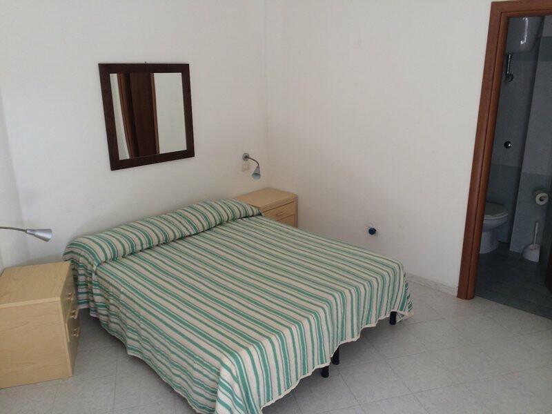 89E20498EABED9F5CE49FFD02D3E74CE