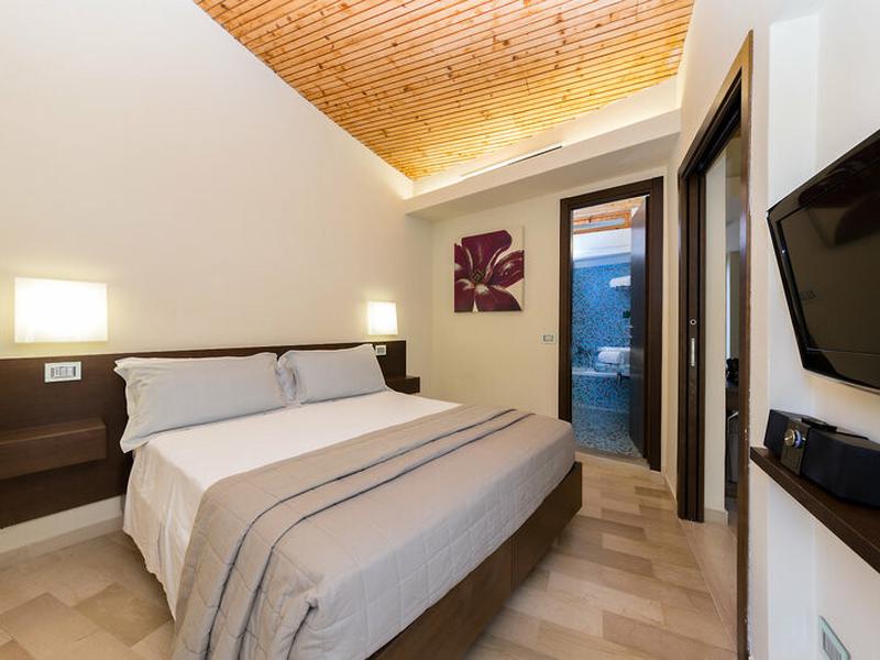 EDD29E629578127F5A4BC83350B34068