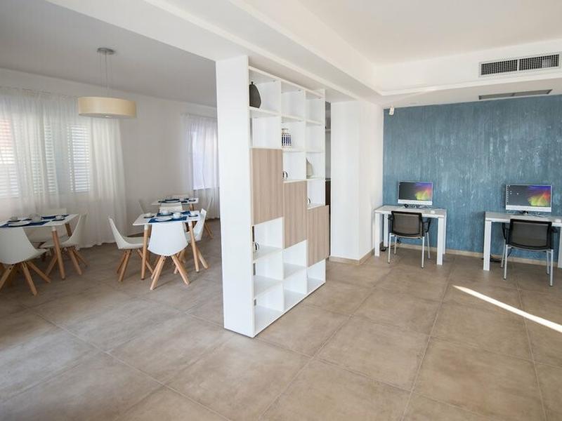 5BF52D8F2F15DE380ABAF2B304BD3192