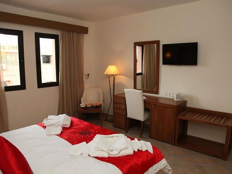 14244A8C97D4EB99D9C4D496CEA49AA2