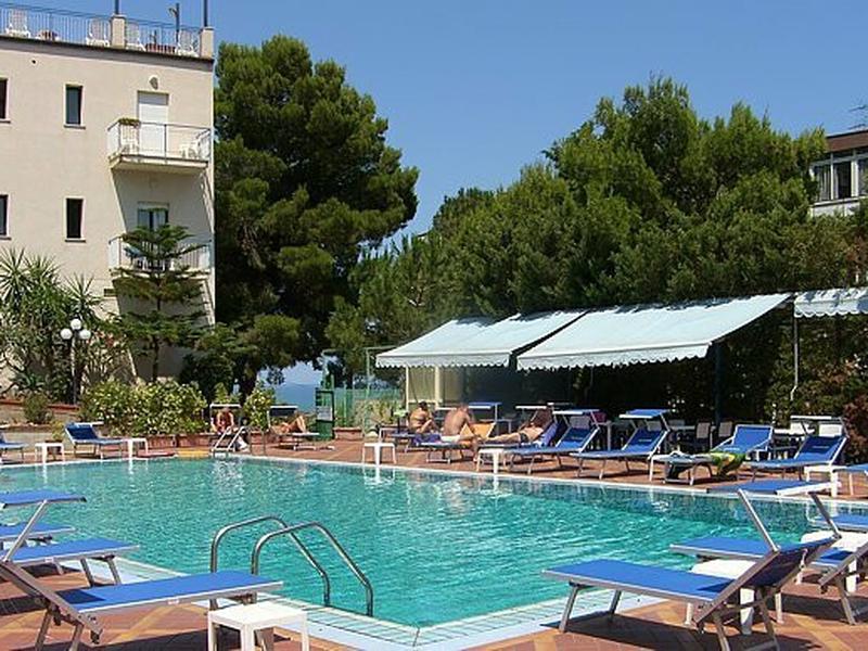 658E6F6429AE8562B6EECE40D5AAA5C1