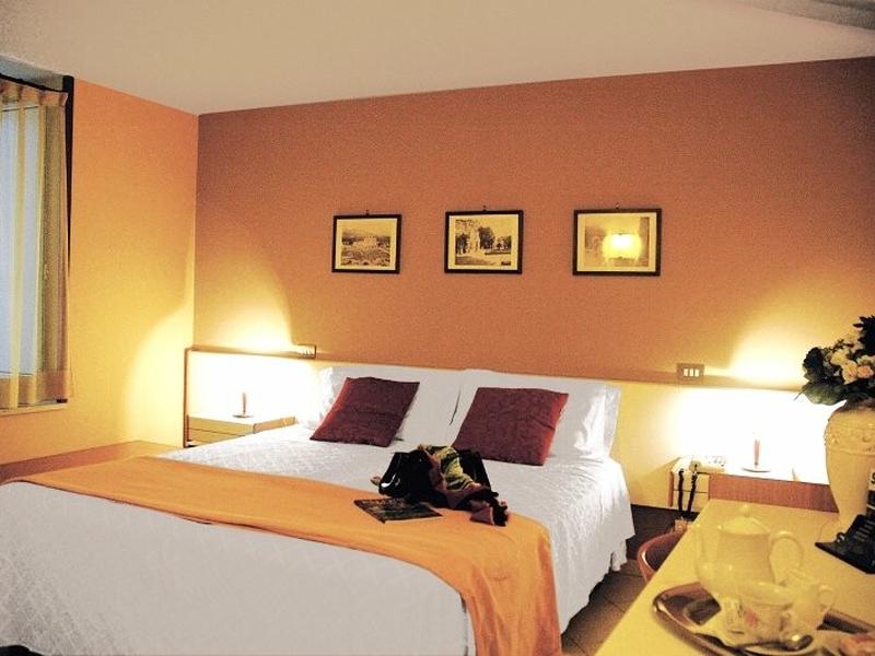 0AFECB175EE4F1332956C4F19C1FA406