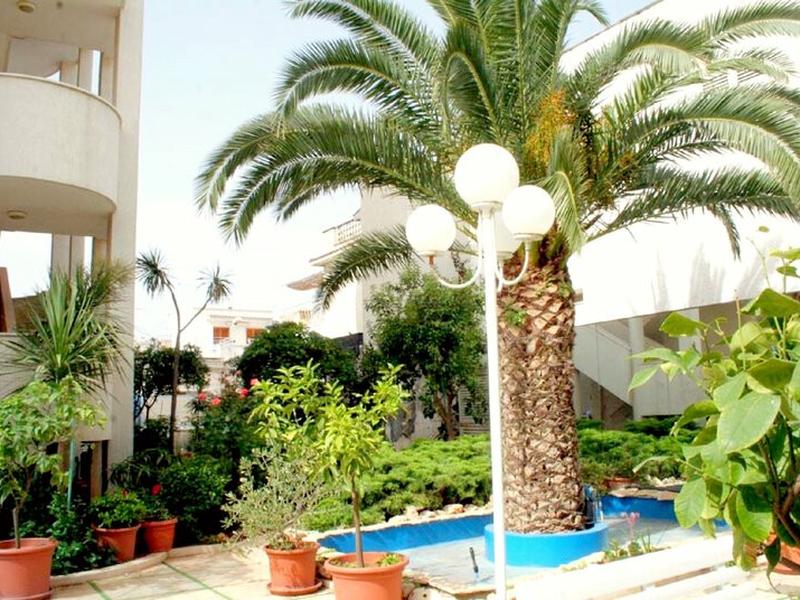 758B0AD2481D2C0A06A79B59B1A3530C