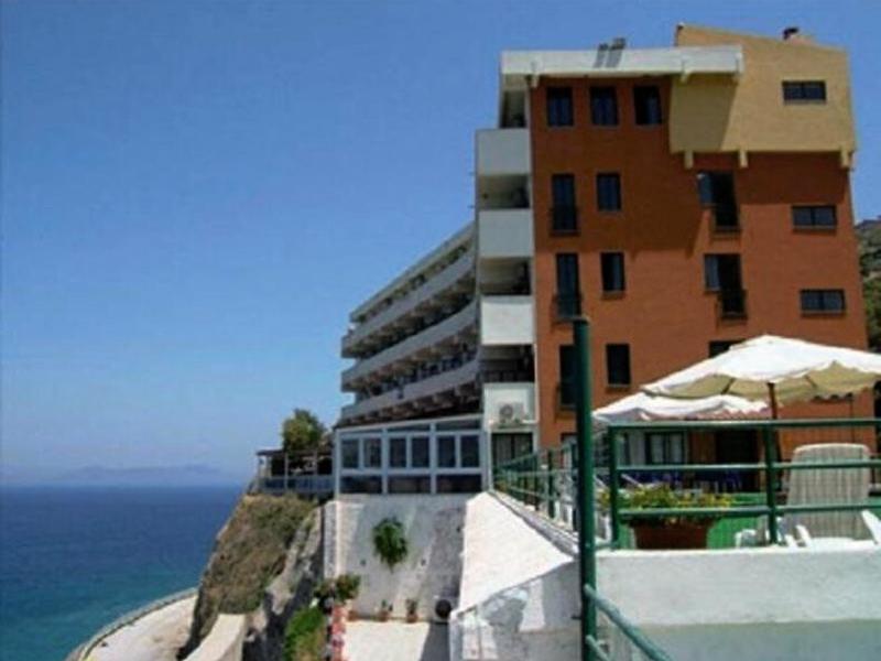 DB5A89DE05AC0F6E48D857D5A703AEA6