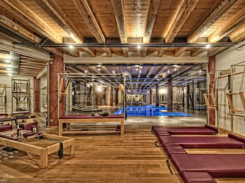 2B8AF45442E70D4995210A1B839D4BE1