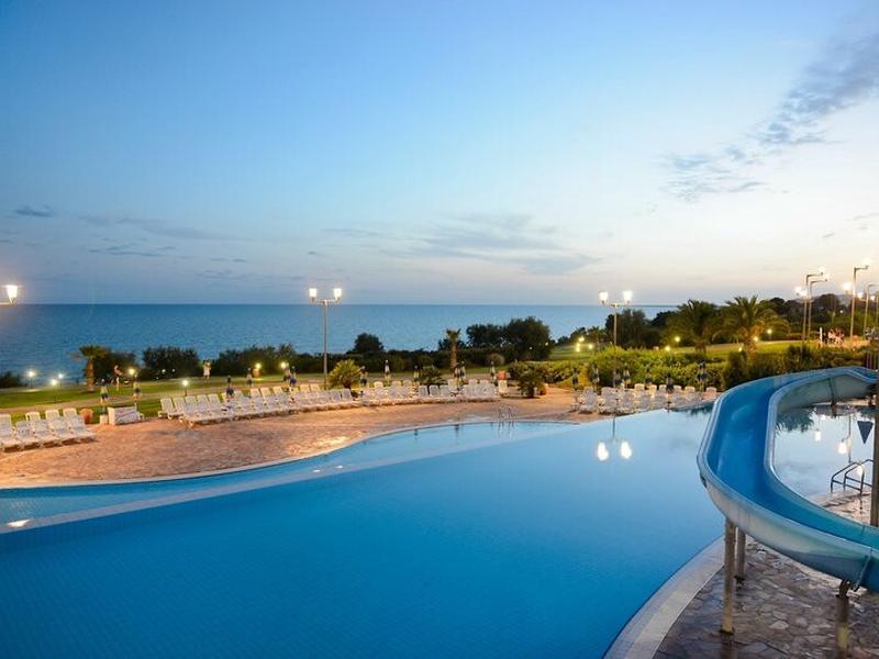 D74EA7FB034F2AD1DE5B165EE827F4CC