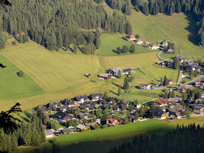 8D8BFF3065307BD3B033F58567C3FC76