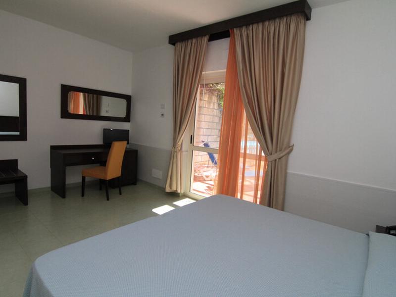 4BA2DB49EE7C8E28DC7E43906A96D904