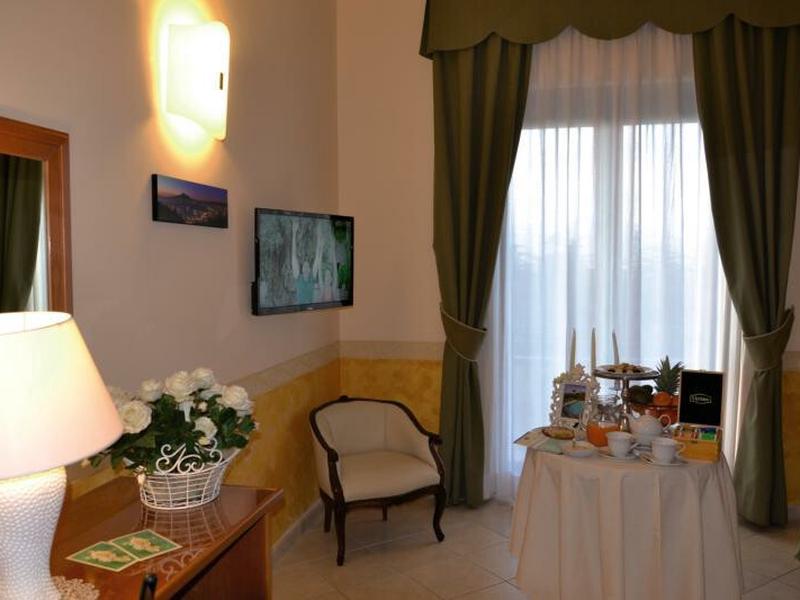 075456EE66BF7A9362E09A05656BCE04