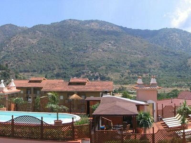 B46668E119464DDB558C888CB0024F53