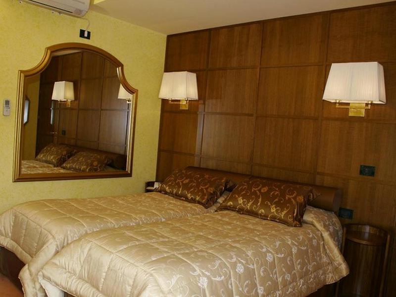 A19276D4BFE02282CB9E5F4209679E38