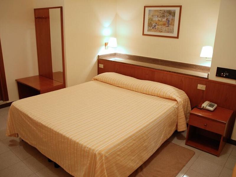 F0AF7AE2358CE6554233584BA353CA20