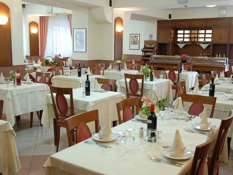 61A6205D668D7031A93E374BD5CC93FF