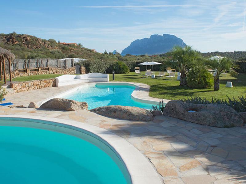 5FBFD93C401743B9842D31538C9AE3C1