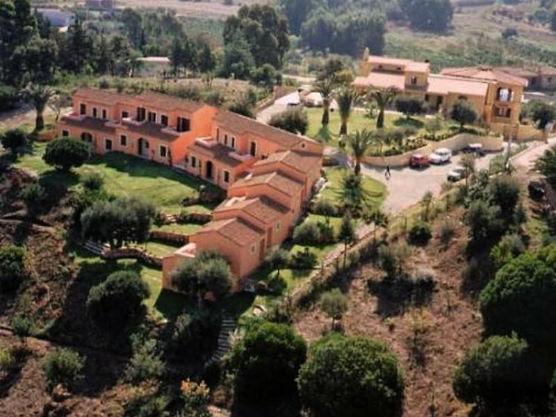 B2A652A9518B2481DB766FFF80AE8BE6